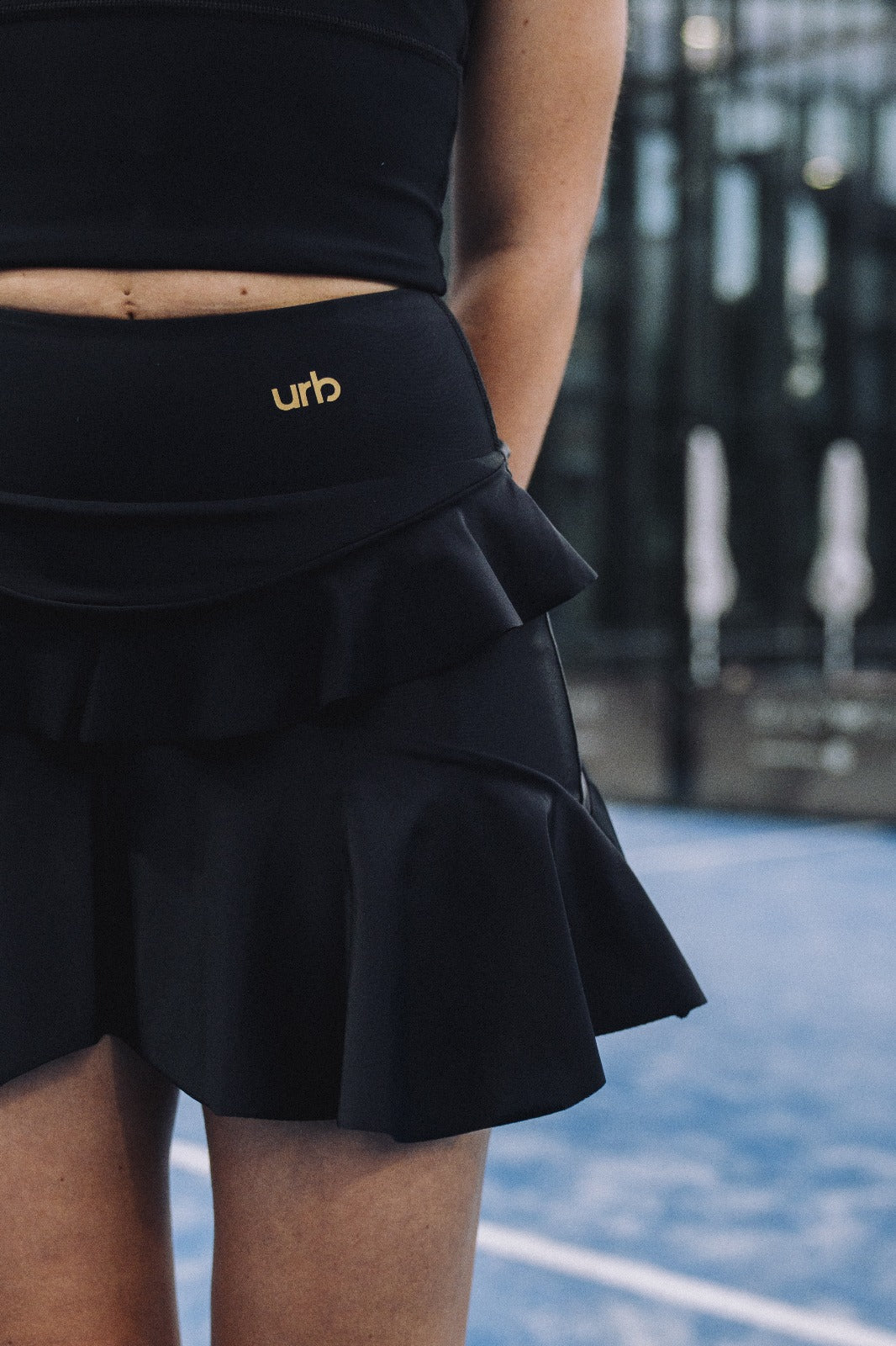 Saia Folhos Preto