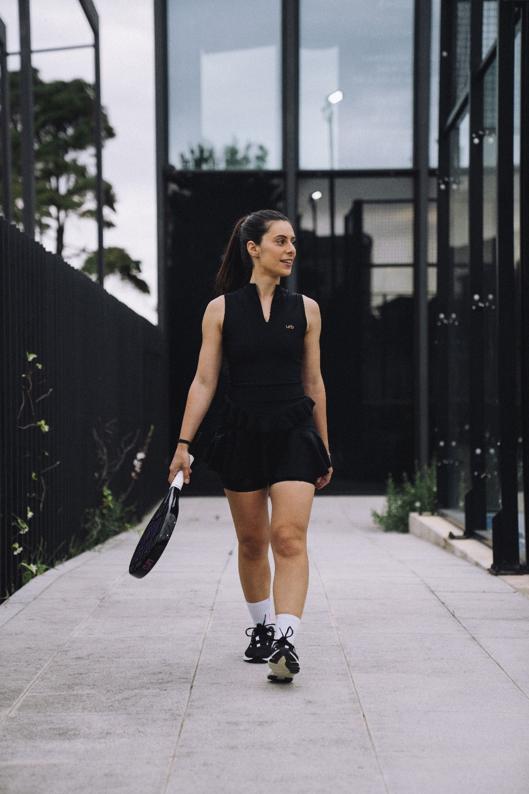 Vestido Folhos Preto
